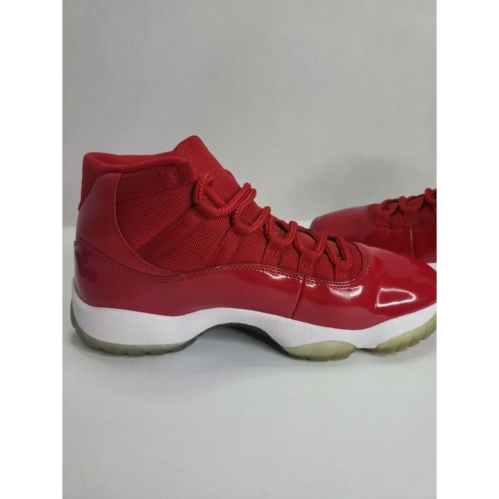 Nike Air Jordan 11 Retro Win Like '96 2017 Size (9) 378037-623 Red Black White